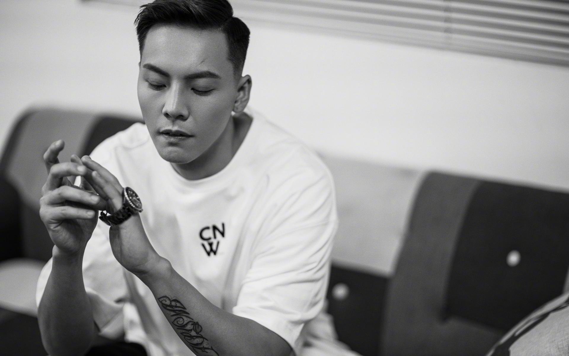 爱游戏-历史再现：传奇比赛重温经典时刻，传奇现场